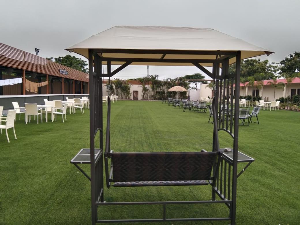 ראנצ'י Focus Club And Resort מראה חיצוני תמונה